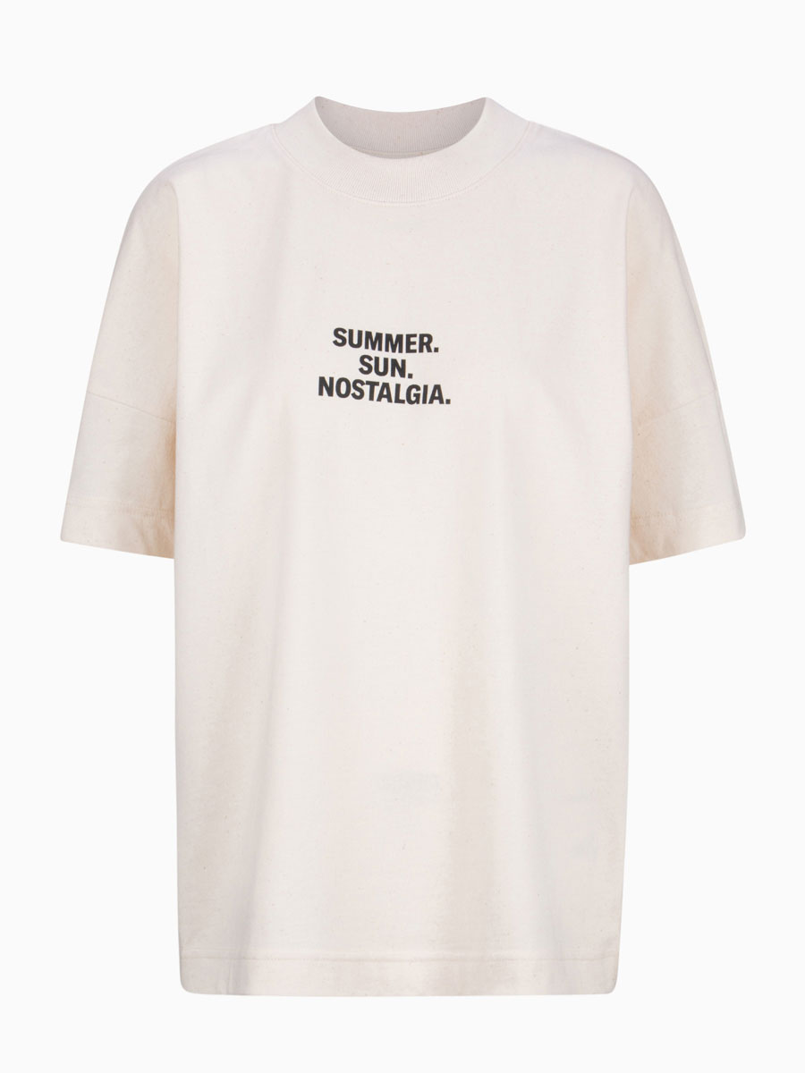 T-Shirt SUMMER SUN NOSTALGIA von HEY SOHO