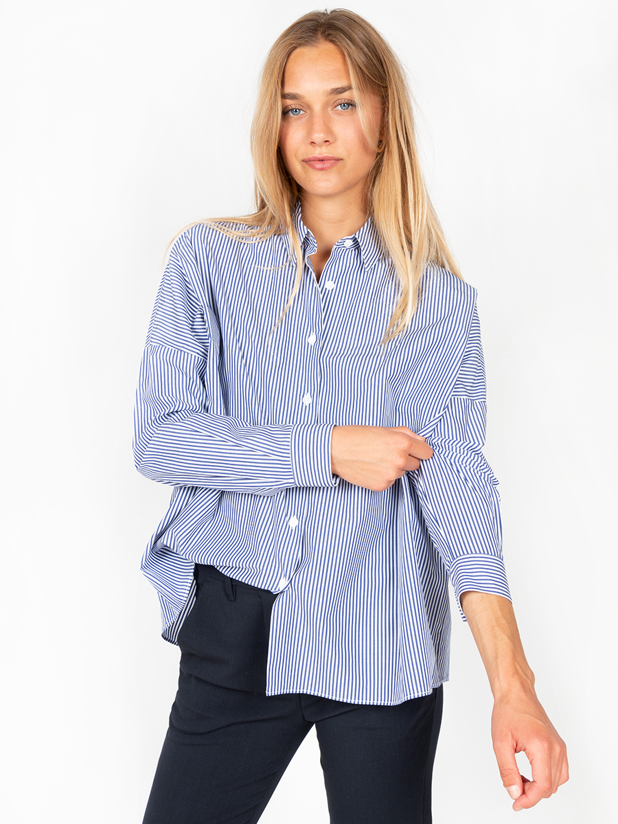 Oversize-Bluse mit Streifen von REYER
