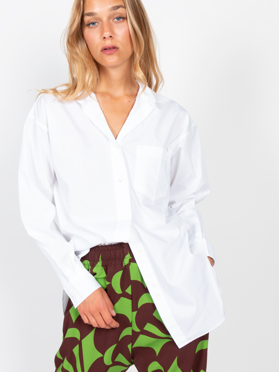 Oversize-Bluse mit Hemdkragen von CLOSED