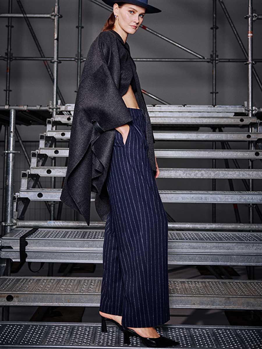 Flanellhose NOA von ROSSI in DUNKELBLAU