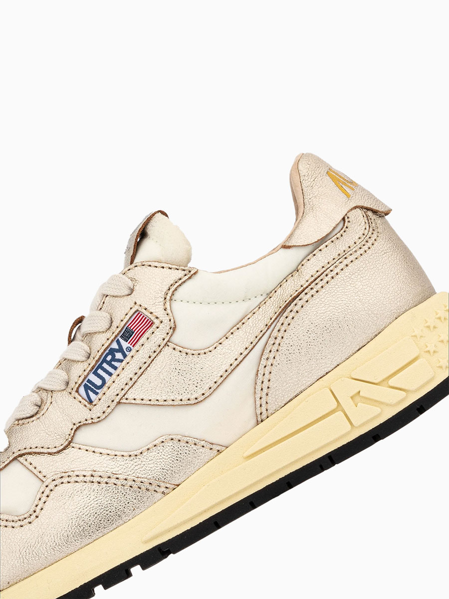 Sneakers REELWIND in Gold von AUTRY