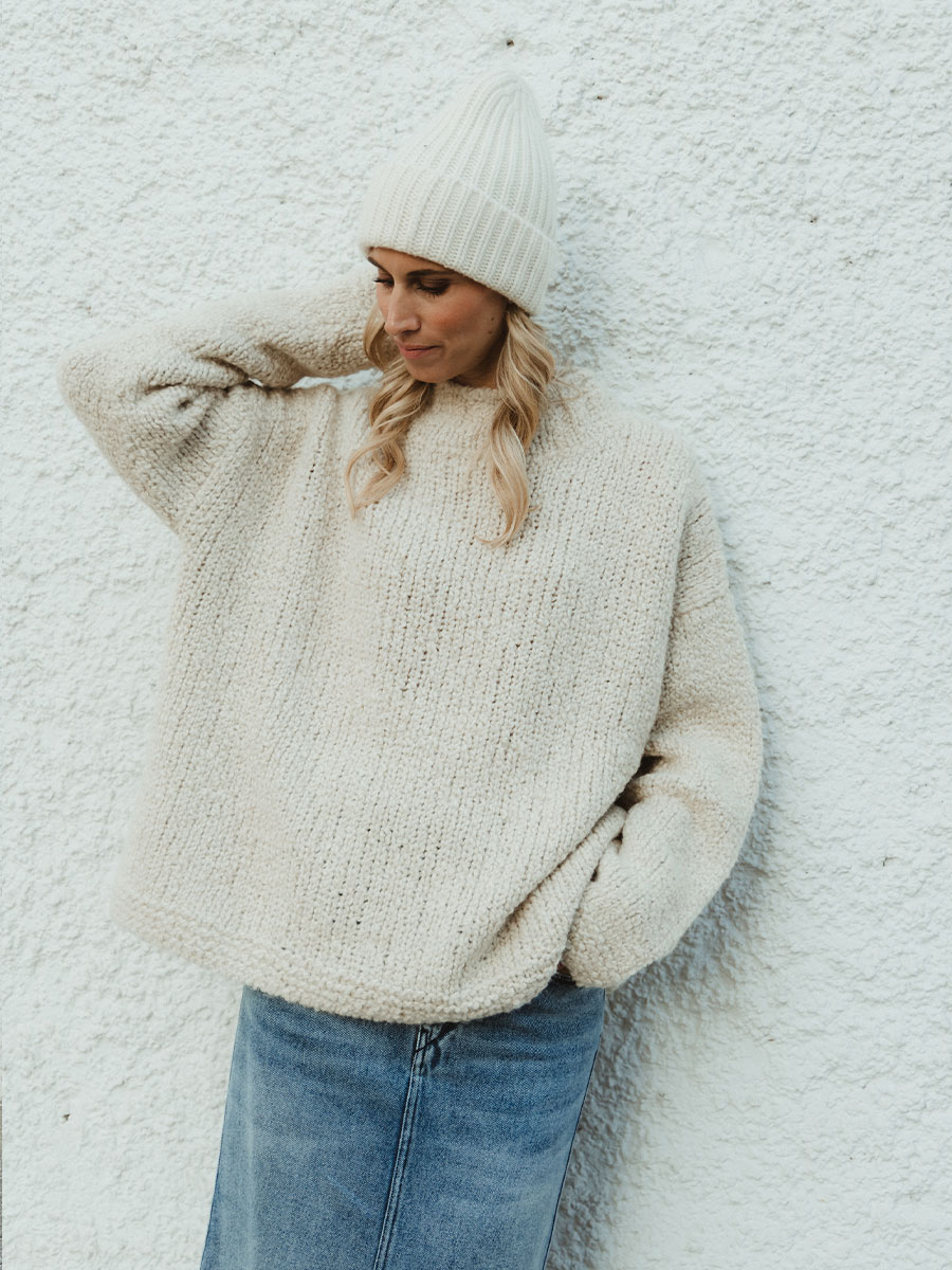 Pullover GRANNY von by Aylin Koenig