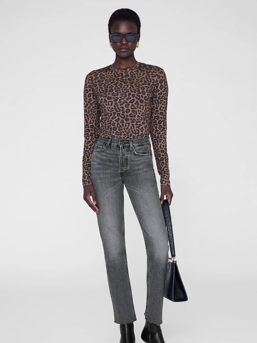 Langarmshirt SYLVIE von Anine Bing in braun-schwarzem Leo-Muster