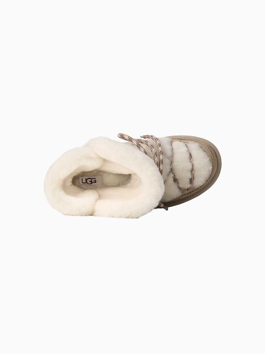 10063310-creme-2 Boots CLASSIC TREAD FLUFFED BOOT von UGG