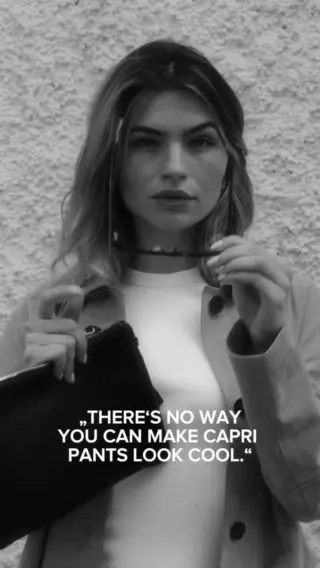 Capri is calling🔥Die Trend-Silhouette der Saison: Caprihosen feiern ihr Comeback - modern, vielseitig und alles andere als brav. 

Entdecken Sie die neuesten Styles jetzt im Store und Onlineshop. 🛍️

#reyerlooks #fashioninspo #capripants #leoprint #fashiontrends #daretowear #reelsinstagram #reels #fashionreels #fashion #capristyle #leo #howtostyle #howtowear