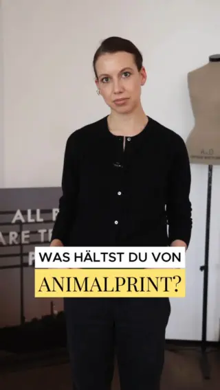 Zebra, Leo und Kuh - Animalprints zeigen sich diese Saison vielseitiger denn je. Ob als Eyecatcher oder stilvolles Detail: Die wilden Muster bringen Bewegung in deine Looks und setzen ein klares Fashion Statement. 🐆🦓🐄 🤎

#reyerlooks #animalprint #trendcheck #stylecheck #trending #trendingreels #reels #reelsinstagram