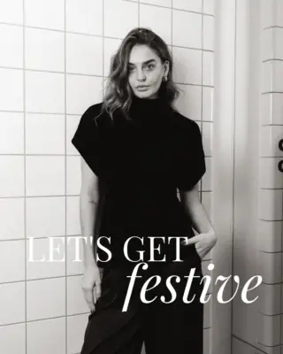 ✨ Die Feiertage rücken näher - und damit der perfekte Anlass für schicke, elegante Looks, die jede Weihnachtsfeier, Office Party & Festtagsnacht zum Highlight machen. 🎄✨ Ob glamourös, classy oder modern - jetzt ist die Zeit, Ihren Style zum Strahlen zu bringen. 💃✨

Die neue @bymalina Kollektion liefert genau diese FESTIVE VIBES: funkelnde Paillettenkleider, elegante
Anzüge und edle Samt-Tops - für jeden Anlass das perfekte Fashion-Statement. Die Christmas Partys können kommen, wir sind bereit! 🎁✨

Bei uns im Store in Hallein erhältlich & auch bequem im Onlineshop verfügbar. 🛍️

👉🏼 Welchen Look tragen Sie dieses Jahr zu Ihren Festlichkeiten - Sparkle, Suit oder Velvet Vibes? 👀
Teilen Sie es mit uns in den Kommentaren! 💬

#reyerlooks